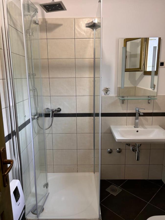 Gaya Apartments Шибеник Экстерьер фото
